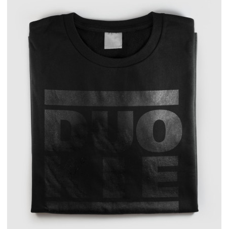 El camisetón más sexy del planeta tierra ahora en la edición más elegante. Conmemorativa por la salida de nuestro nuevo EP MAMUT